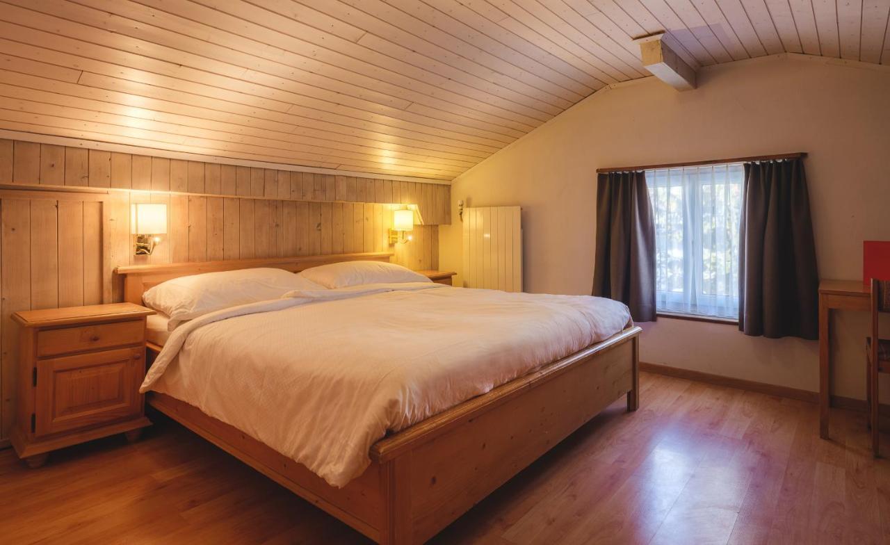 Guesthouse By The Rex زيرمات المظهر الخارجي الصورة